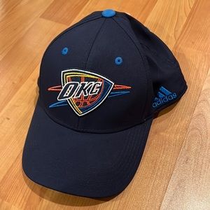 NWT fitted youth hat OKC